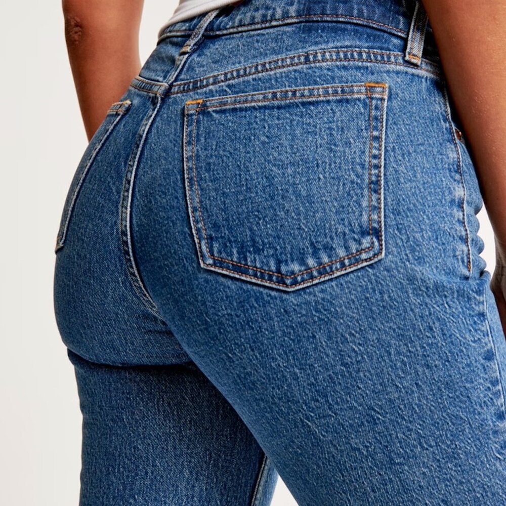 Abercrombie The Boyfriend Mid Rise Jeans Size 29